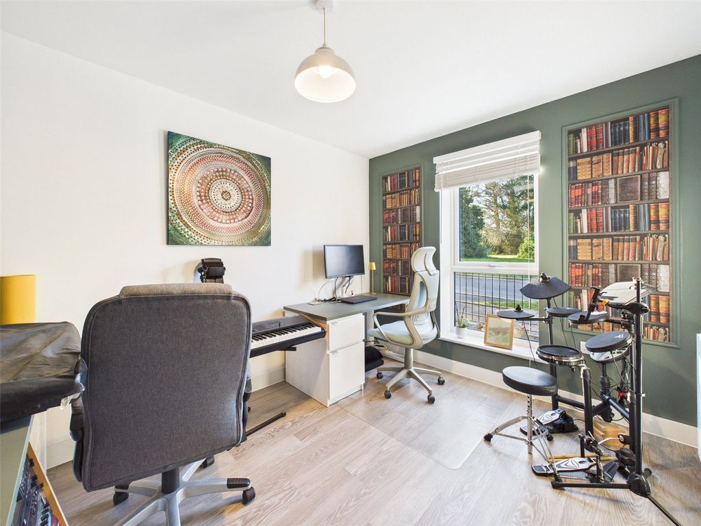 Property photo 3 of 21 Picture No. 03