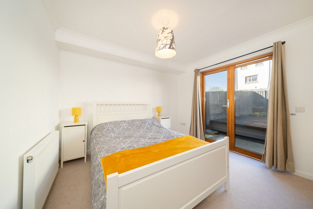 Property photo 3 of 24 Photo 7