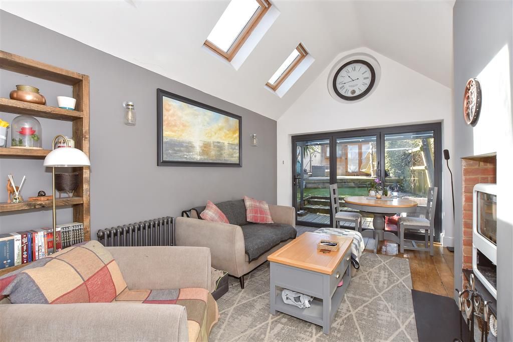 Property photo 1 of 11 Dining/ Family Area
