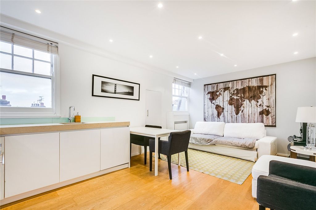 Property photo 1 of 5