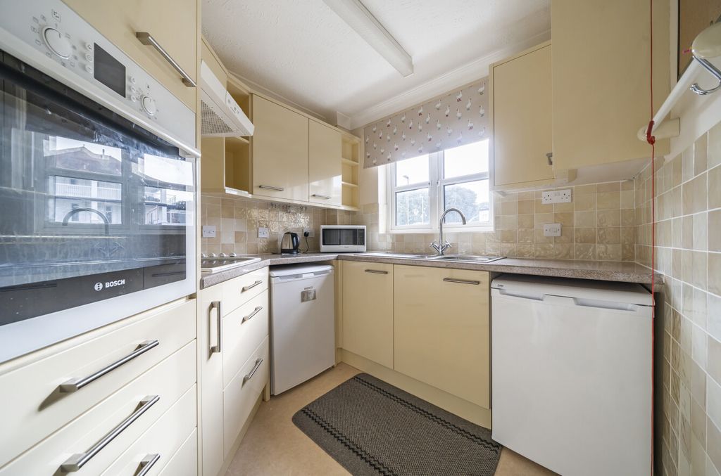 Property photo 1 of 15 Kitchen