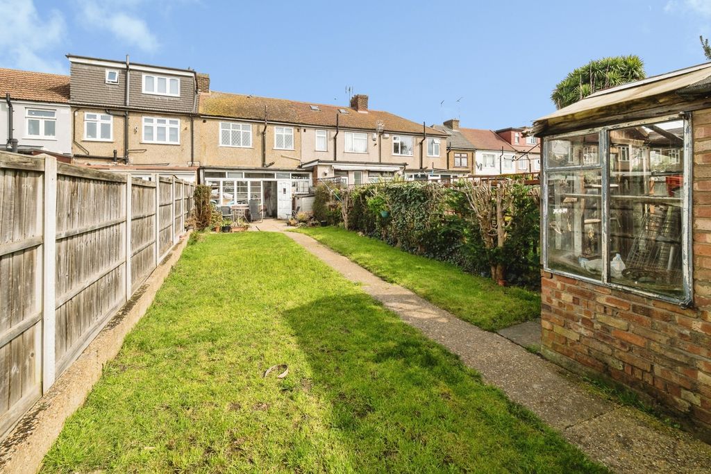 Property photo 2 of 18 Pbox-Img.Jpg