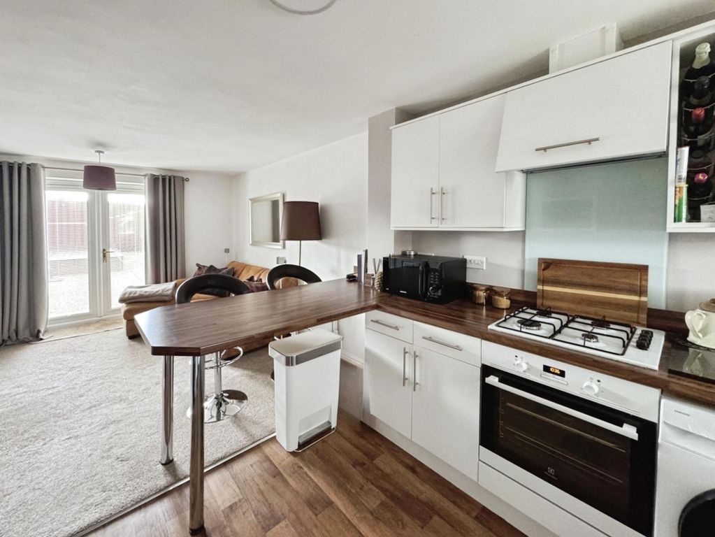 Property photo 2 of 16 Kitchen-337395.Jpg
