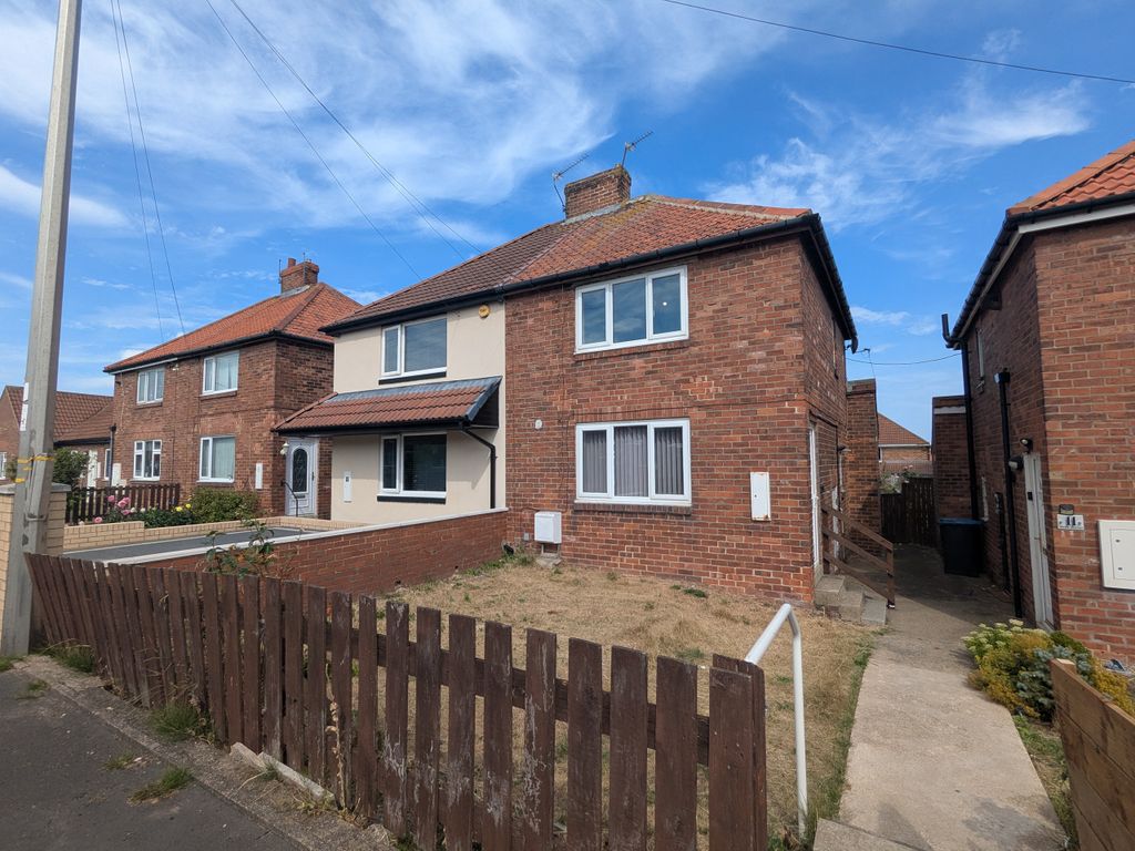 Property photo 1 of 11
