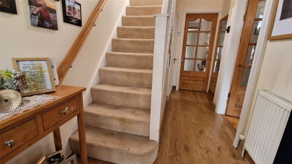 Property photo 2 of 16 Picture No. 06