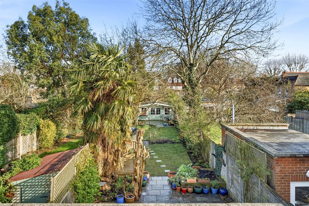 Property photo 2 of 12 Picture No. 23