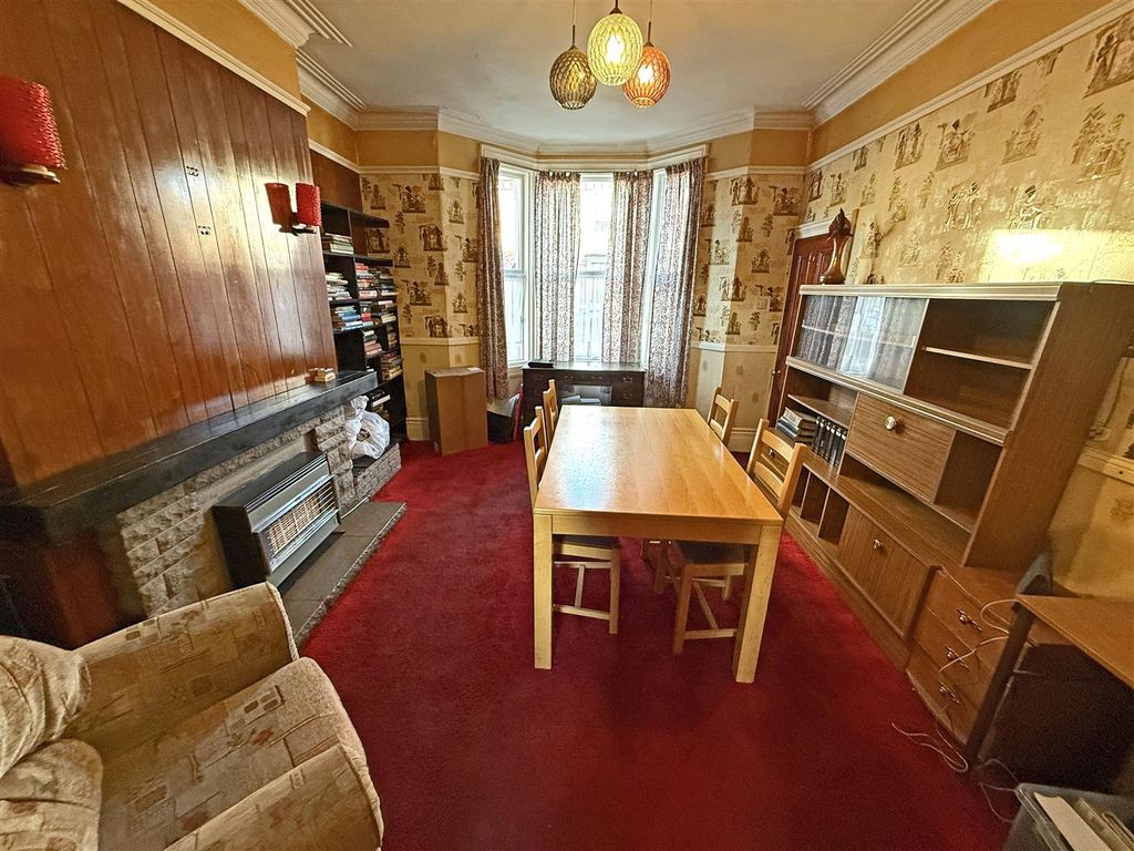Property photo 2 of 16 Grosvenor Dining Room.Jpg