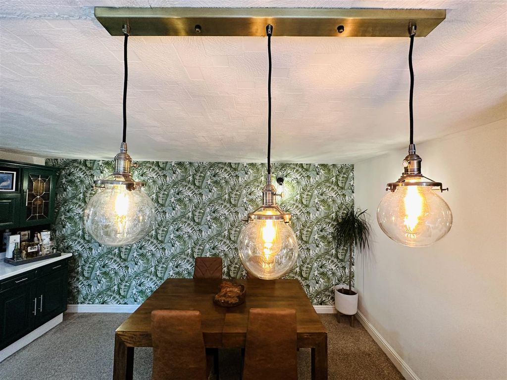 Property photo 2 of 26 Dining.Jpg