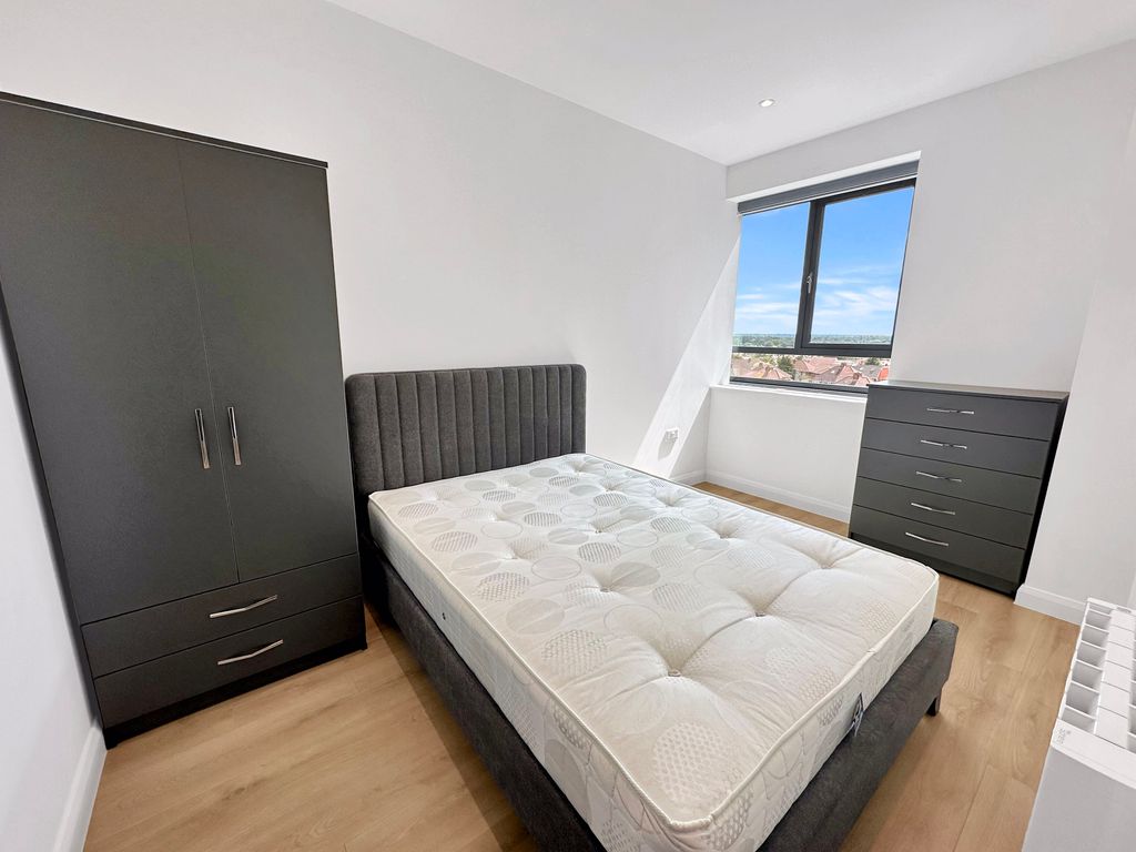 Property photo 2 of 11 Photo 4