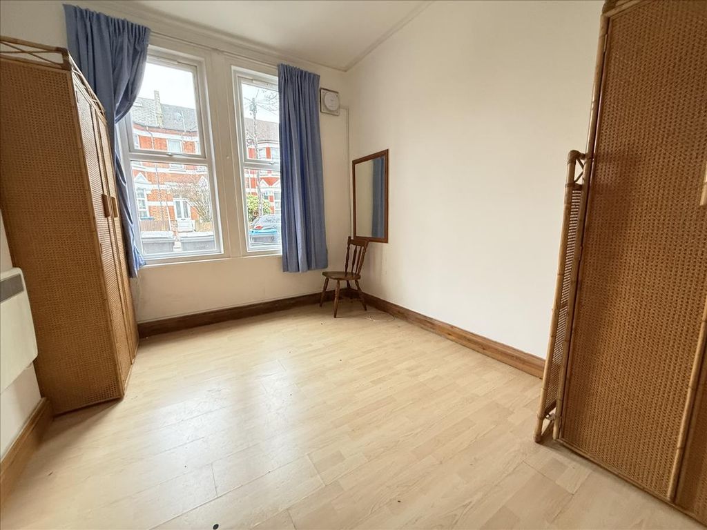 Property photo 3 of 8