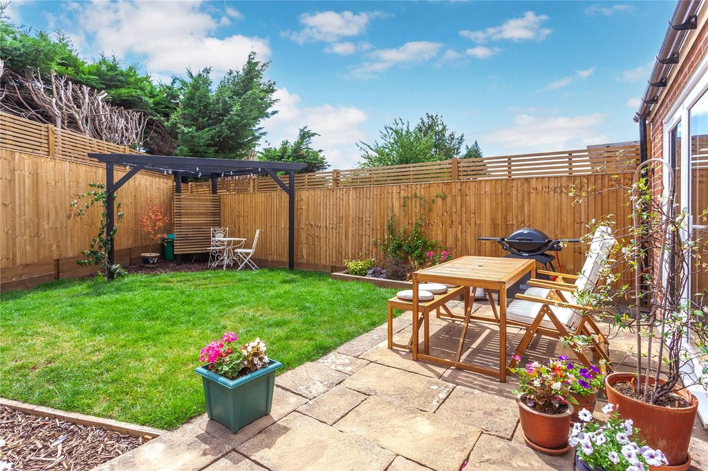 Property photo 2 of 11 Picture No. 09