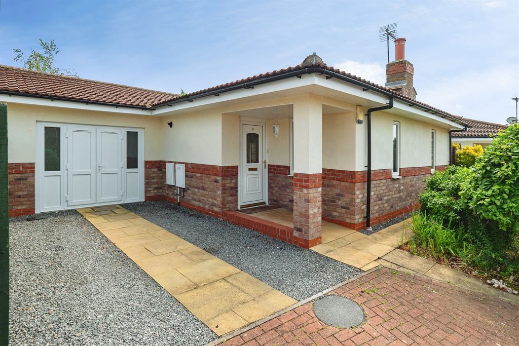 Property photo 1 of 16