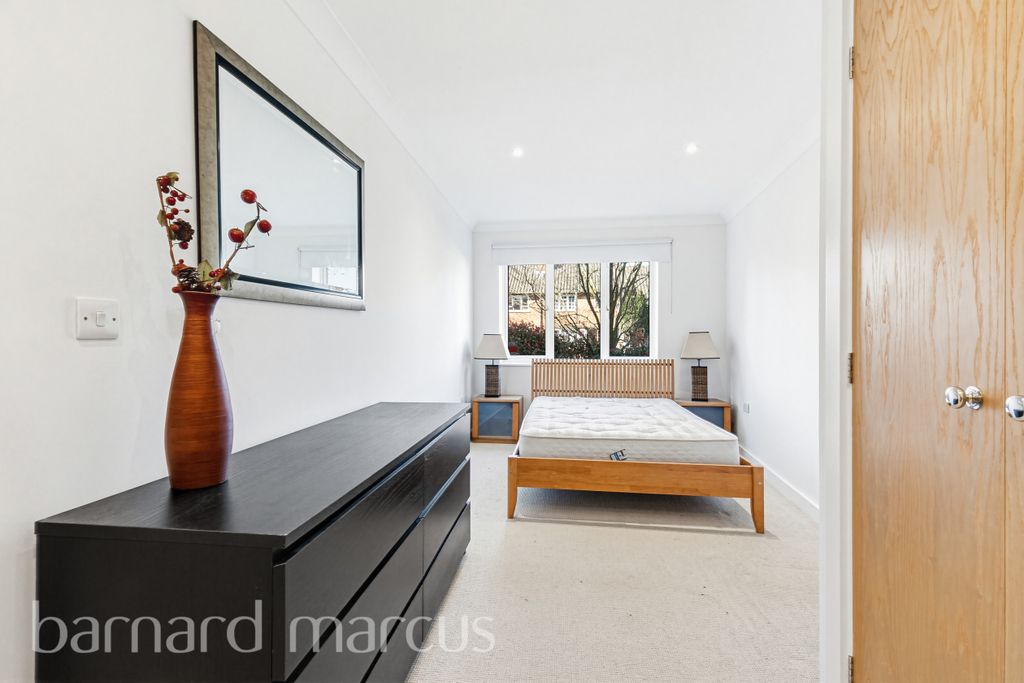 Property photo 2 of 9 Image