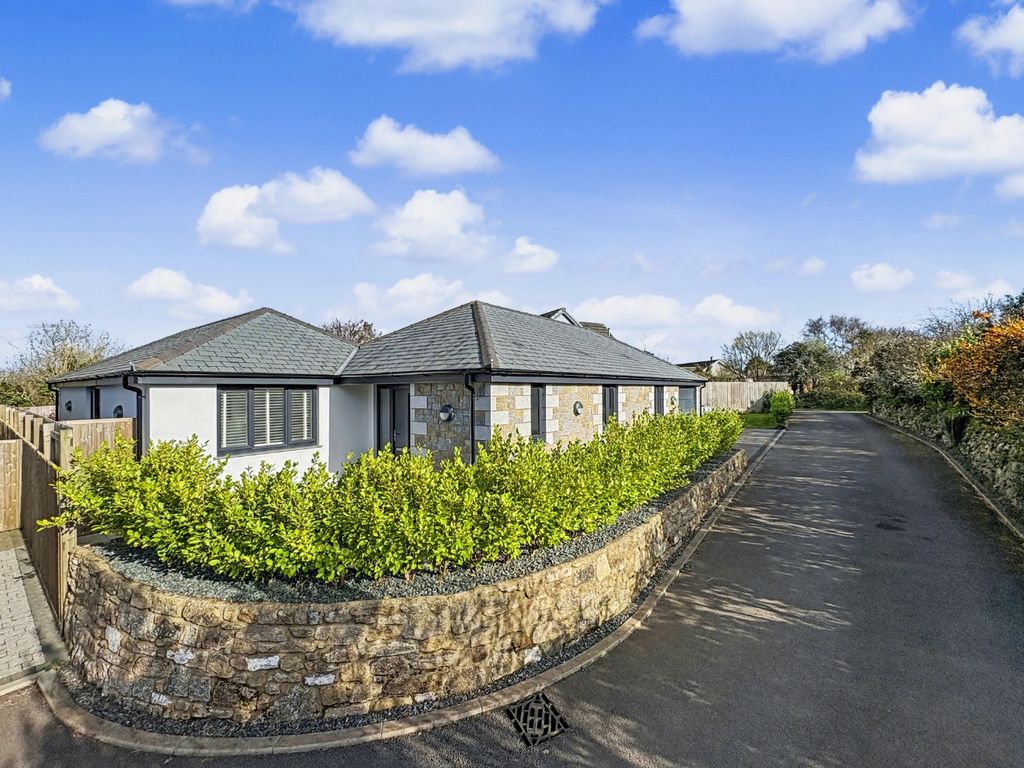 Property photo 1 of 25 4909172