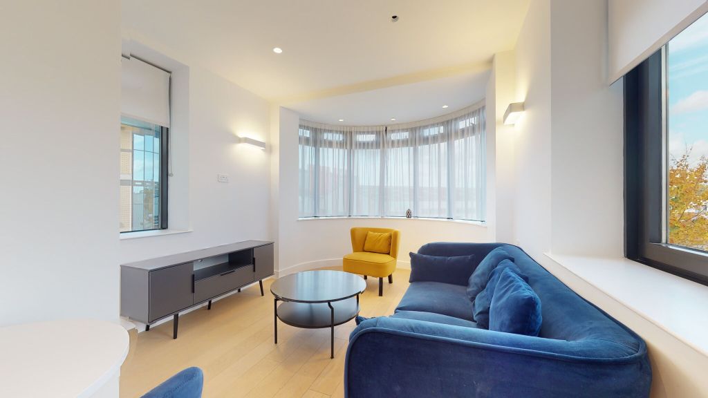 Property photo 1 of 12 Living Room