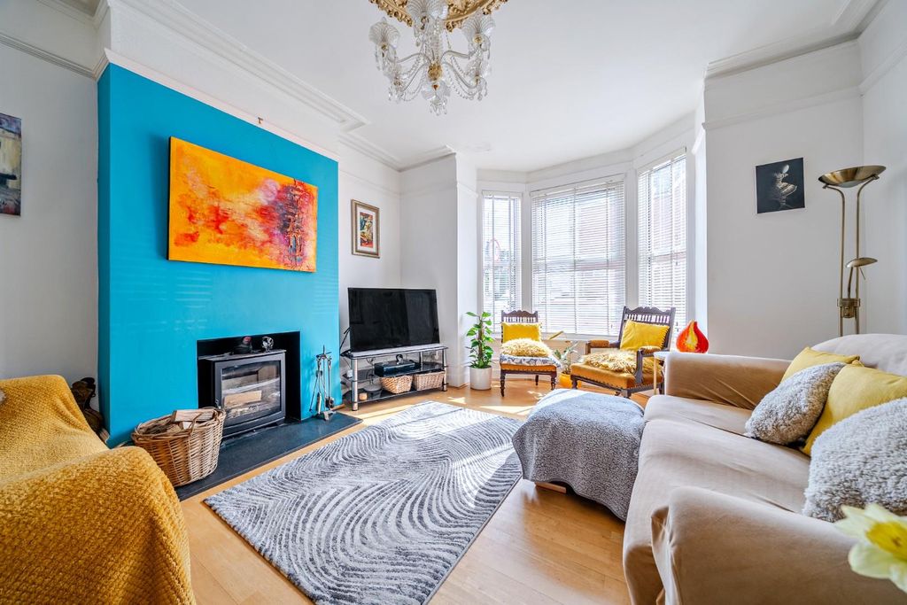 Property photo 2 of 23 1438532-8-69d94A860Acbf.Jpg