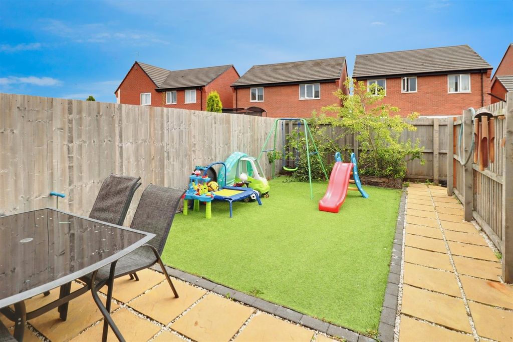 Property photo 2 of 15