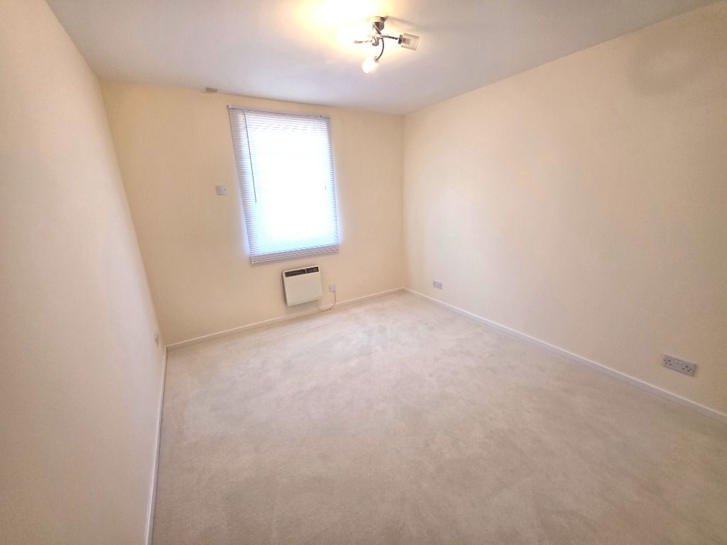 Property photo 3 of 14 Photo 3