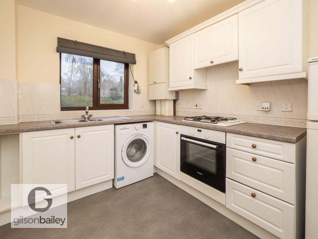 Property photo 3 of 11 8-101Scottroad-13