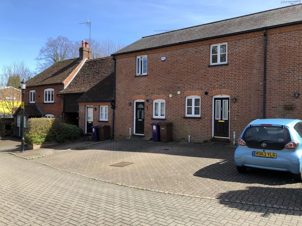Property photo 1 of 8
