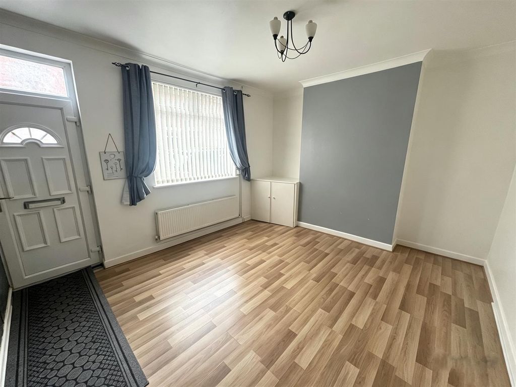 Property photo 2 of 9 Image0 (1).Png