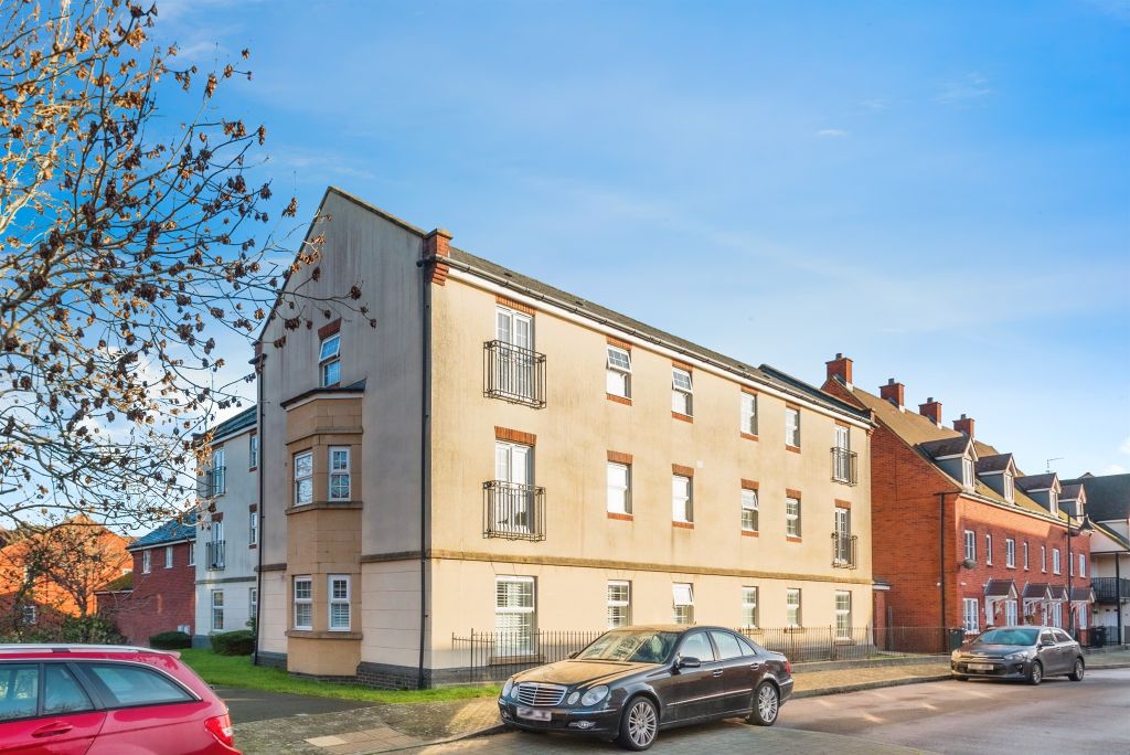 Property photo 1 of 8