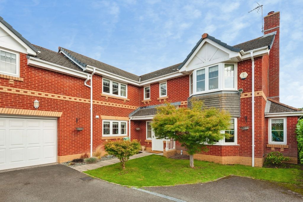 Property photo 1 of 35 Pbox-Img.Jpg