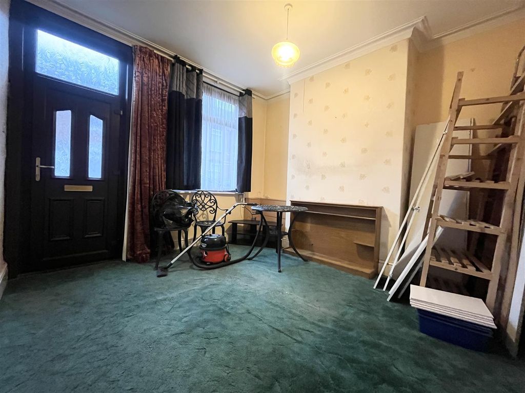 Property photo 3 of 12 20260113_112155639_Ios.Jpg