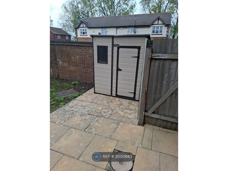 Property photo 2 of 16 Garden