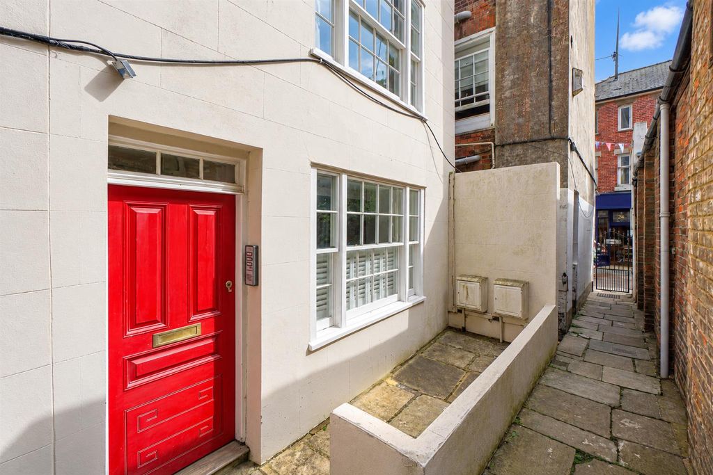 Property photo 1 of 14 5Db6B2Ca-0Bff-4014-Ad55-Aab71c1d6397.Png