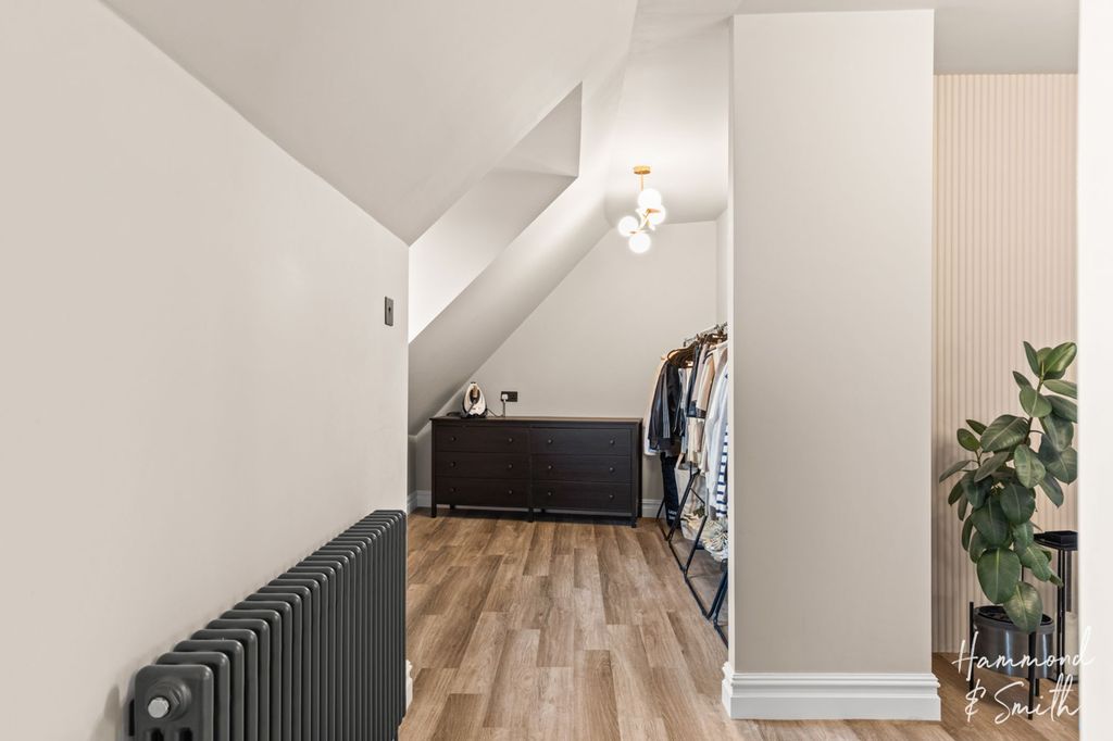 Additional image 16 of 4 bed end terrace house for saleTheydon Grove, Epping CM16