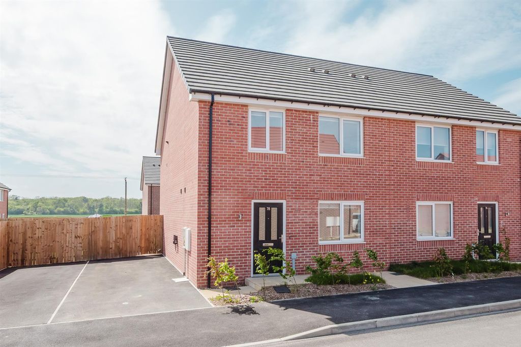 Property photo 1 of 19 P1944175.Jpg