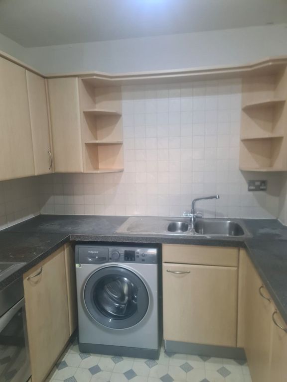 Property photo 2 of 6