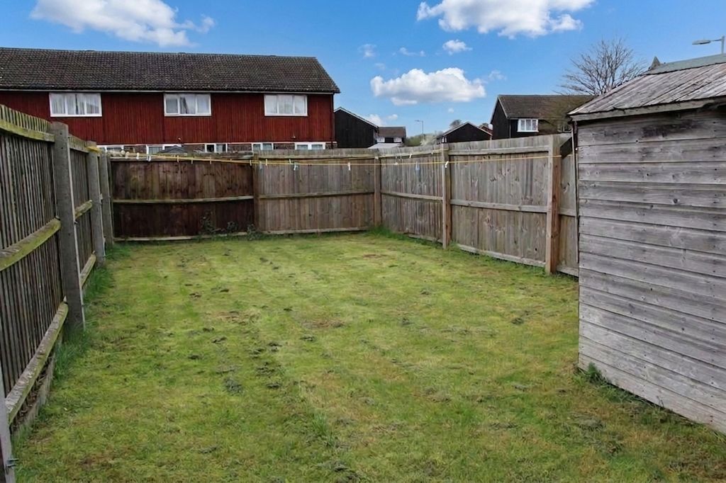 Property photo 3 of 6