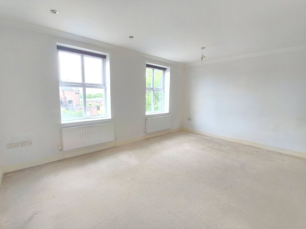 Property photo 2 of 15 Picture No. 13