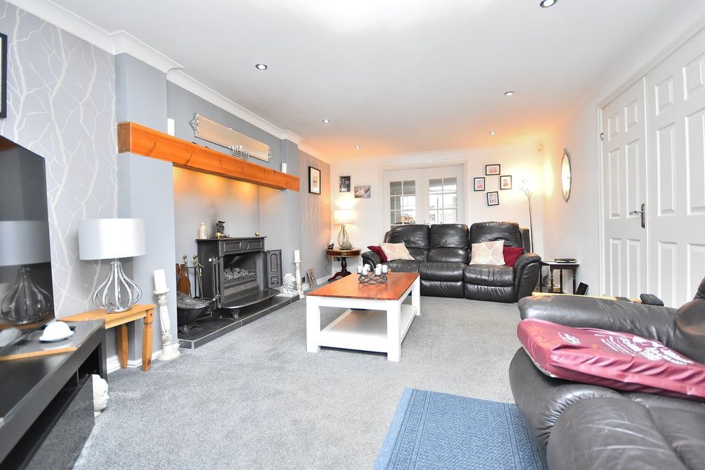 Property photo 3 of 30