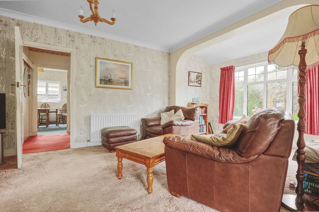 Property photo 2 of 16