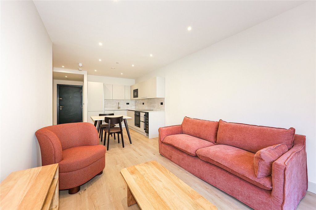 Property photo 2 of 14 Picture No. 06