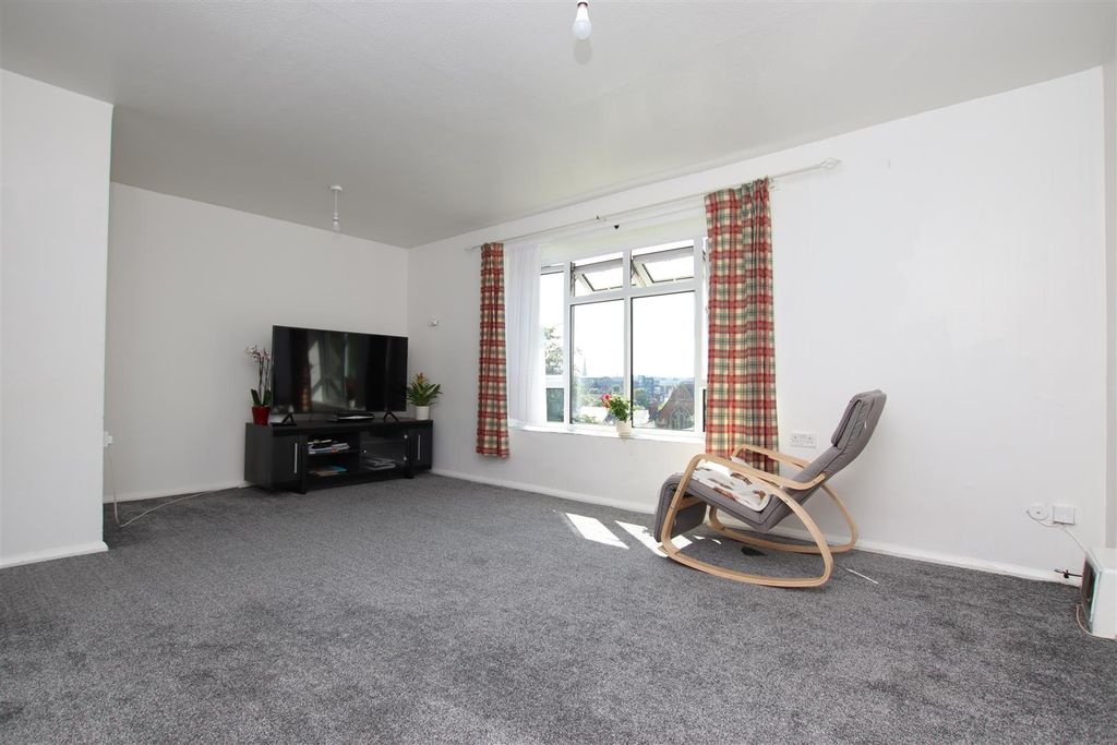 Property photo 3 of 7 Living Room.Jpg