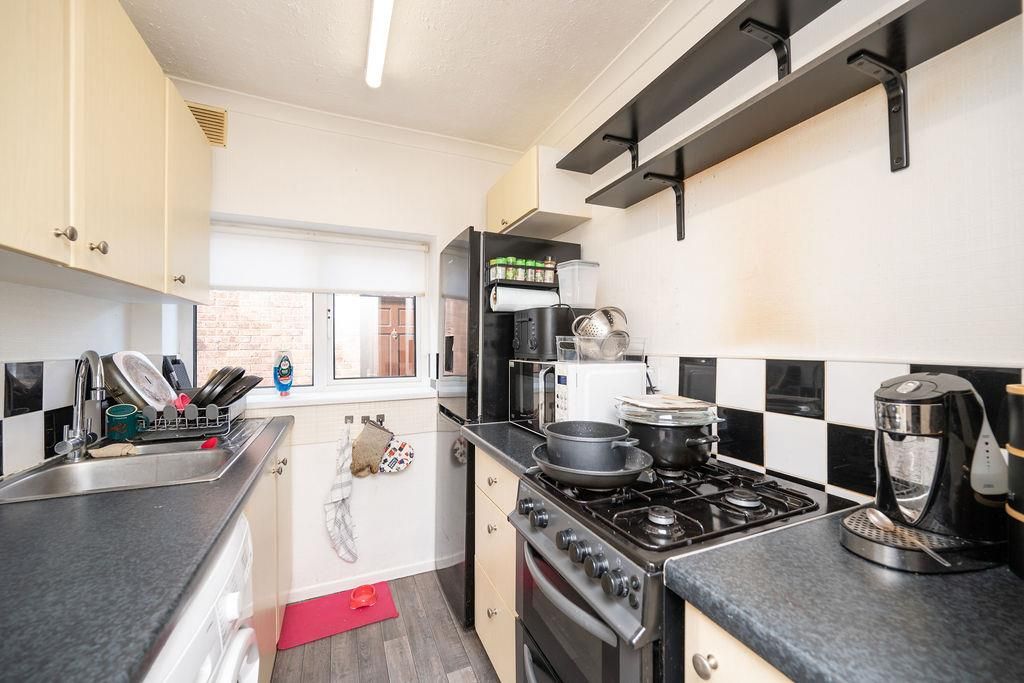 Property photo 2 of 15 Westheathrd-13.Jpg