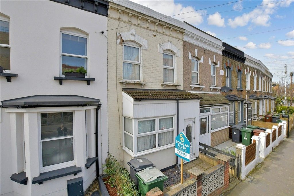 Property photo 1 of 11 External (Web)