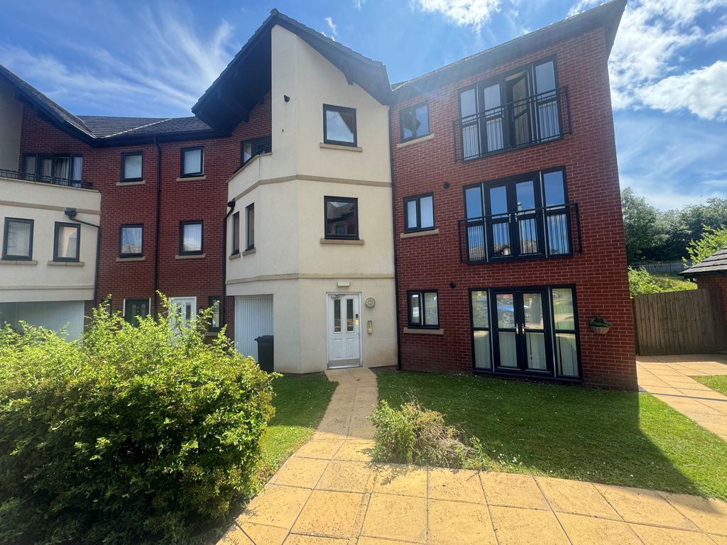 Property photo 1 of 6