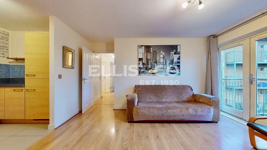 Property photo 3 of 24 Picture No. 15