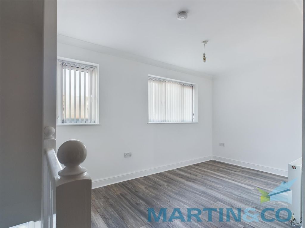 Property photo 2 of 6 Cam01654G0-Pr0171-Still008