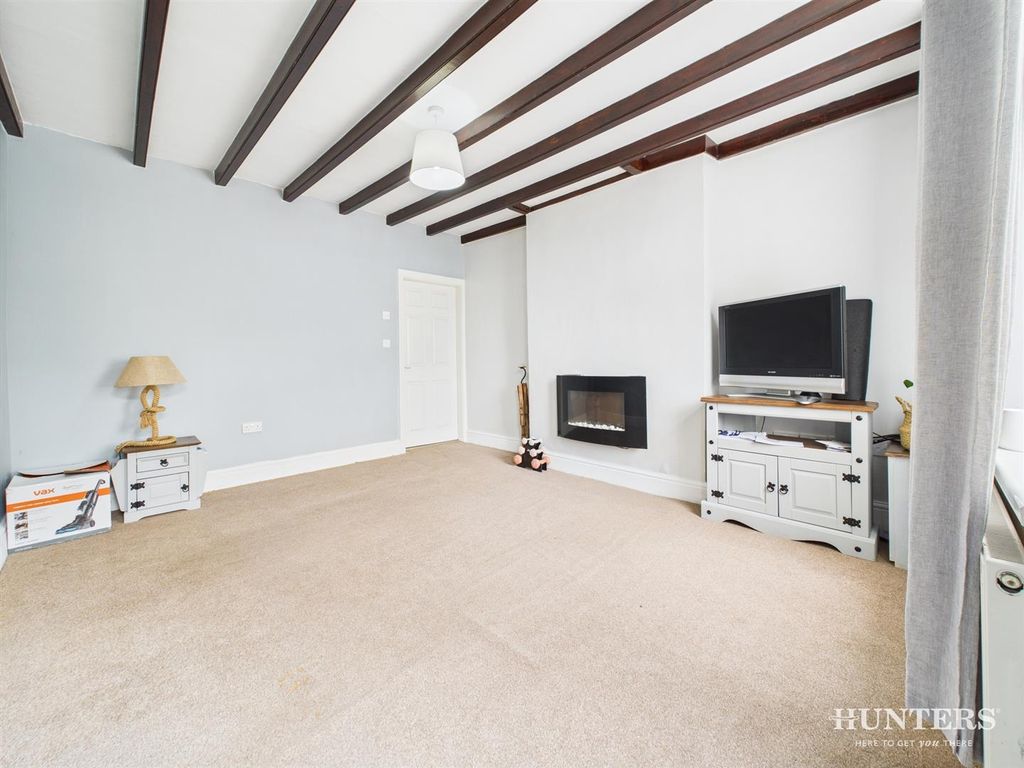 Property photo 2 of 17 Cam03792G0-Pr0280-Still009.Jpg