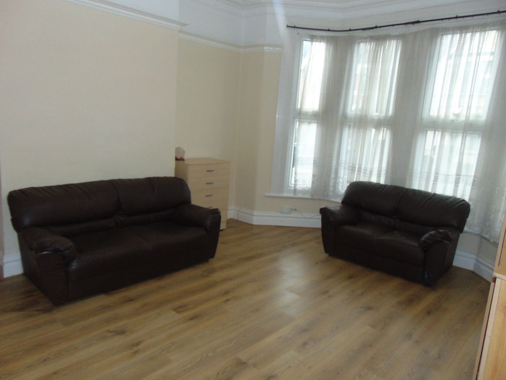 Property photo 1 of 21 5 Bedroom House For Rent