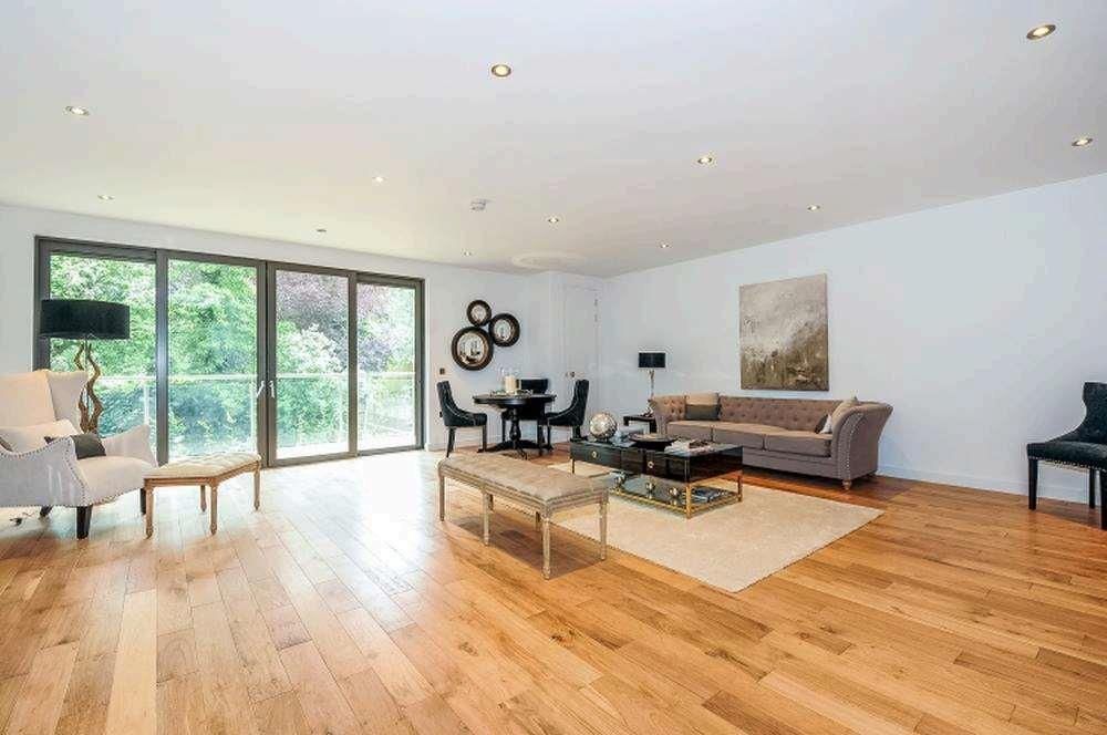 Property photo 2 of 8