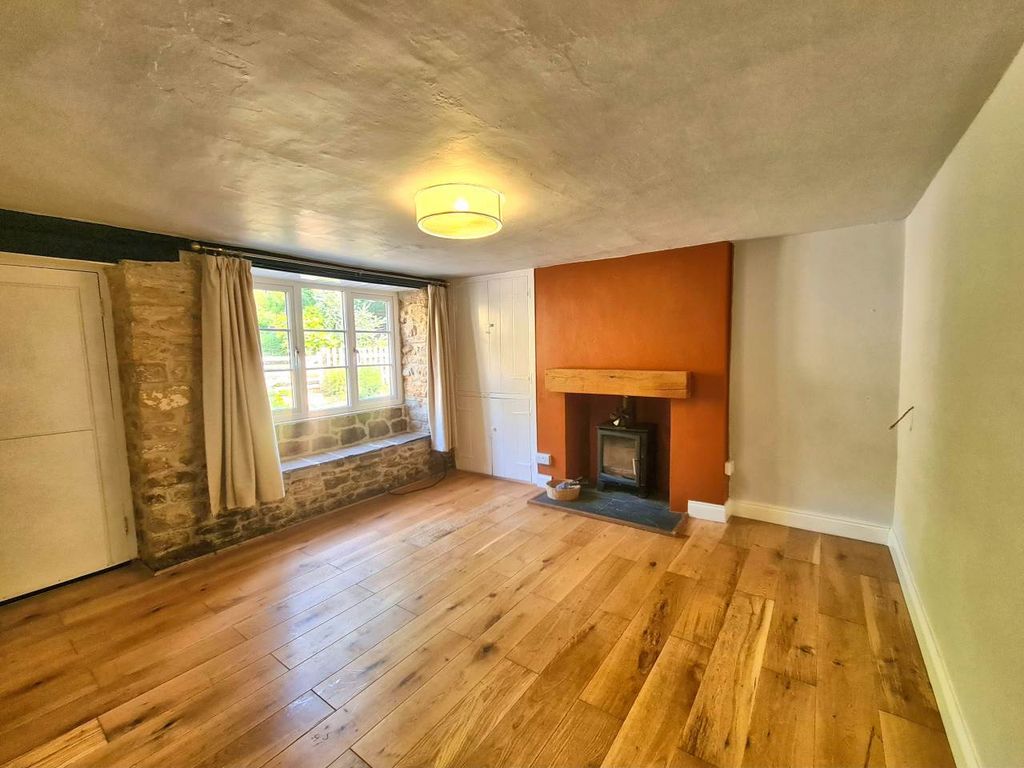 Property photo 3 of 16 Living