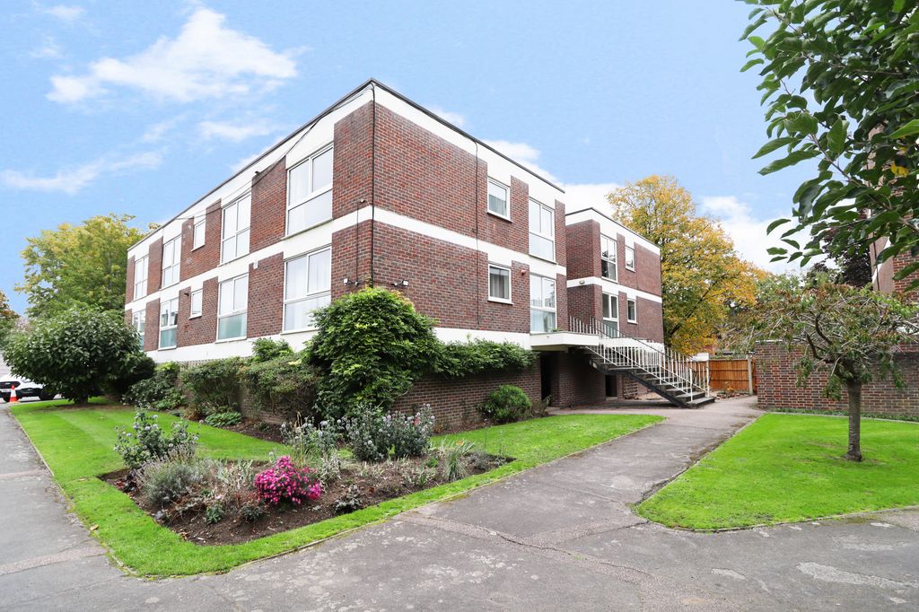 Property photo 1 of 9