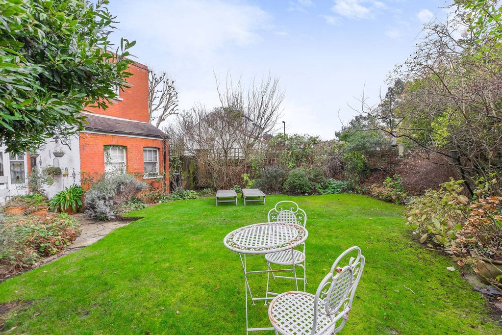 Property photo 2 of 4